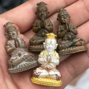 BÙA TỔ MANG THEO ĐỘ LÀM ĂN KINH DOANH