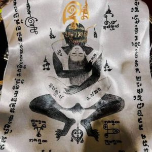 BÙA YÊU KHĂN TỔ