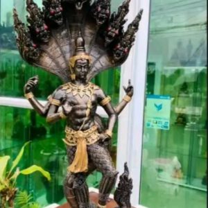 Thần rắn trong ma thuật cổ thái sự hiển linh nhiệm màu